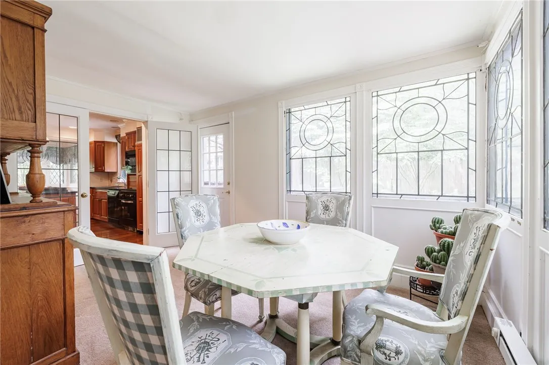 8 Oak Lane, Brighton, New York 14610, Brighton, New York 14610, 4 Bedrooms Bedrooms, 9 Rooms Rooms,3 BathroomsBathrooms,Residential,For Sale,8 Oak Lane, Brighton, New York 14610,R1621557