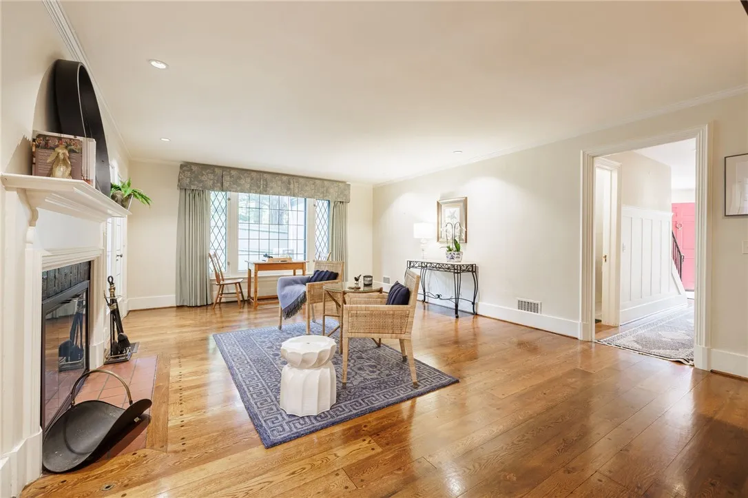 8 Oak Lane, Brighton, New York 14610, Brighton, New York 14610, 4 Bedrooms Bedrooms, 9 Rooms Rooms,3 BathroomsBathrooms,Residential,For Sale,8 Oak Lane, Brighton, New York 14610,R1621557