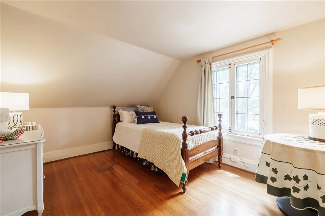 8 Oak Lane, Brighton, New York 14610, Brighton, New York 14610, 4 Bedrooms Bedrooms, 9 Rooms Rooms,3 BathroomsBathrooms,Residential,For Sale,8 Oak Lane, Brighton, New York 14610,R1621557