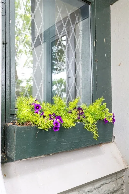 8 Oak Lane, Brighton, New York 14610, Brighton, New York 14610, 4 Bedrooms Bedrooms, 9 Rooms Rooms,3 BathroomsBathrooms,Residential,For Sale,8 Oak Lane, Brighton, New York 14610,R1621557