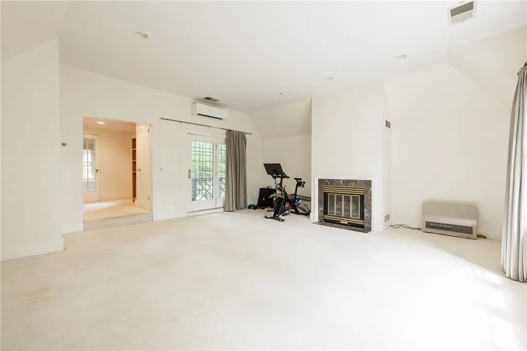 8 Oak Lane, Brighton, New York 14610, Brighton, New York 14610, 4 Bedrooms Bedrooms, 9 Rooms Rooms,3 BathroomsBathrooms,Residential,For Sale,8 Oak Lane, Brighton, New York 14610,R1621557