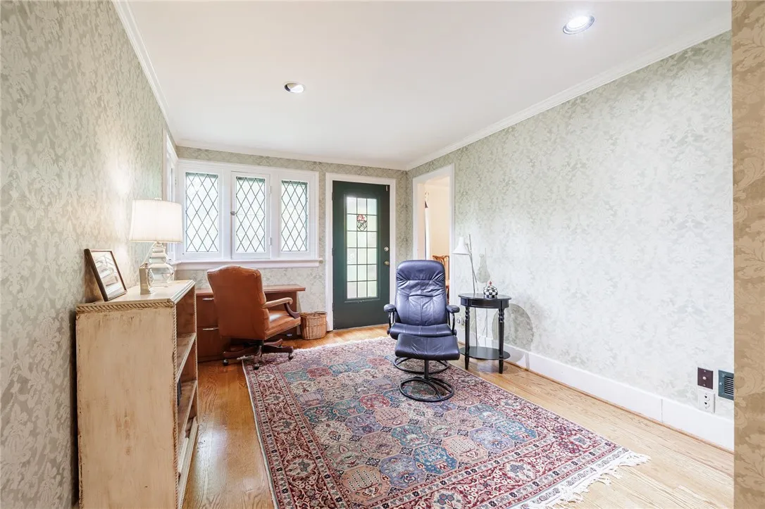 8 Oak Lane, Brighton, New York 14610, Brighton, New York 14610, 4 Bedrooms Bedrooms, 9 Rooms Rooms,3 BathroomsBathrooms,Residential,For Sale,8 Oak Lane, Brighton, New York 14610,R1621557