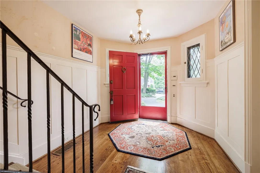 8 Oak Lane, Brighton, New York 14610, Brighton, New York 14610, 4 Bedrooms Bedrooms, 9 Rooms Rooms,3 BathroomsBathrooms,Residential,For Sale,8 Oak Lane, Brighton, New York 14610,R1621557