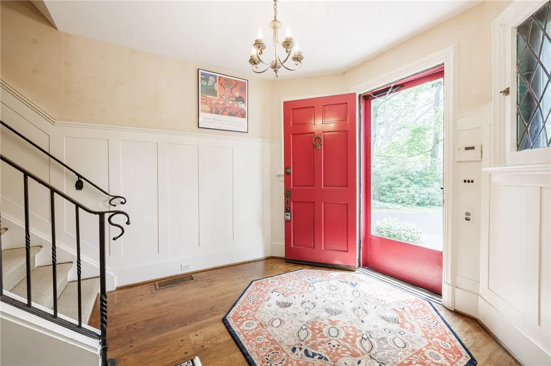 8 Oak Lane, Brighton, New York 14610, Brighton, New York 14610, 4 Bedrooms Bedrooms, 9 Rooms Rooms,3 BathroomsBathrooms,Residential,For Sale,8 Oak Lane, Brighton, New York 14610,R1621557