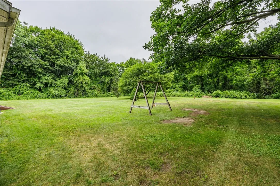 4358 Shortsville Road, Manchester, New York 14548, Manchester, New York 14548, 3 Bedrooms Bedrooms, 7 Rooms Rooms,2 BathroomsBathrooms,Residential,For Sale,4358 Shortsville Road, Manchester, New York 14548,R1621228