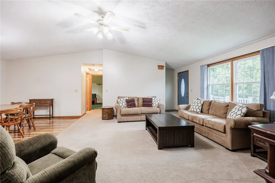 4358 Shortsville Road, Manchester, New York 14548, Manchester, New York 14548, 3 Bedrooms Bedrooms, 7 Rooms Rooms,2 BathroomsBathrooms,Residential,For Sale,4358 Shortsville Road, Manchester, New York 14548,R1621228