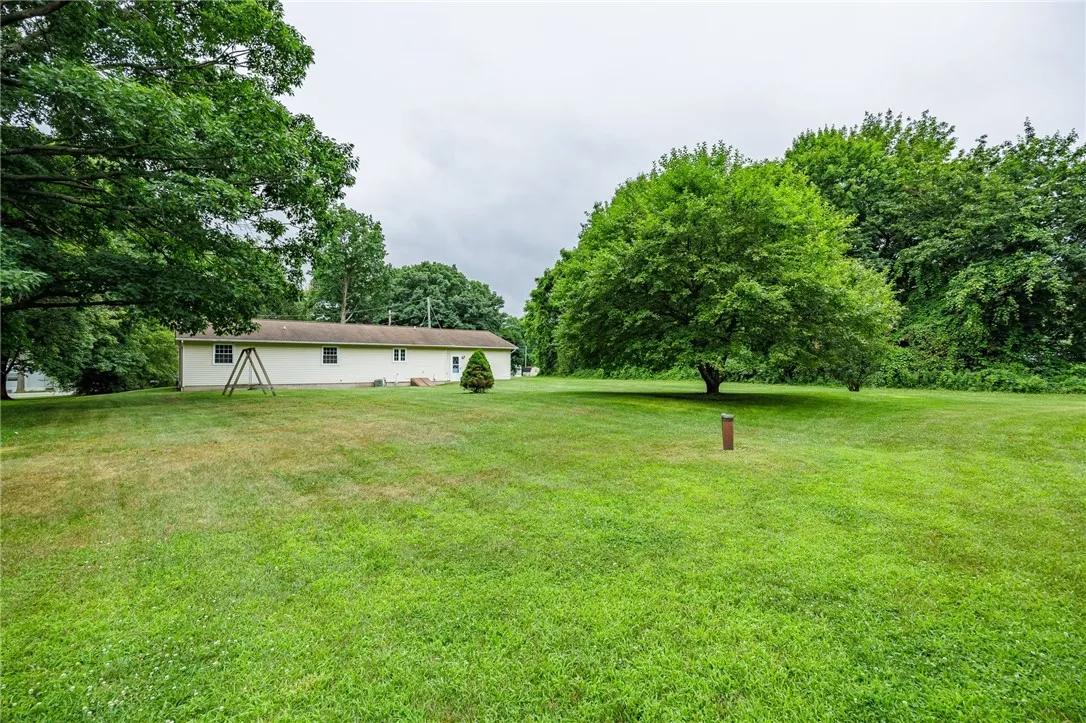 4358 Shortsville Road, Manchester, New York 14548, Manchester, New York 14548, 3 Bedrooms Bedrooms, 7 Rooms Rooms,2 BathroomsBathrooms,Residential,For Sale,4358 Shortsville Road, Manchester, New York 14548,R1621228