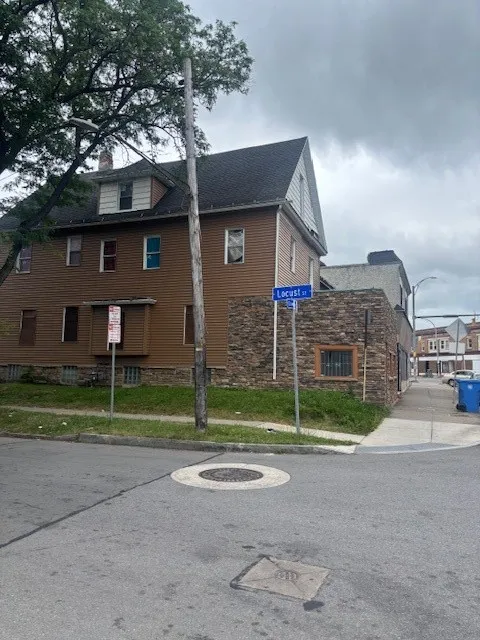 524-526 Dewey Avenue, Rochester, New York 14613, Rochester, New York 14613, 5 Bedrooms Bedrooms, ,2 BathroomsBathrooms,Residential,For Sale,524-526 Dewey Avenue, Rochester, New York 14613,R1621542