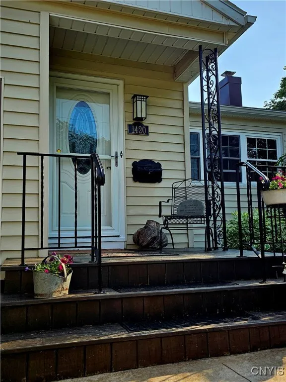 1420 Buckley Road, Utica, New York 13501, Utica, New York 13501, 3 Bedrooms Bedrooms, 8 Rooms Rooms,2 BathroomsBathrooms,Residential,For Sale,1420 Buckley Road, Utica, New York 13501,S1618242