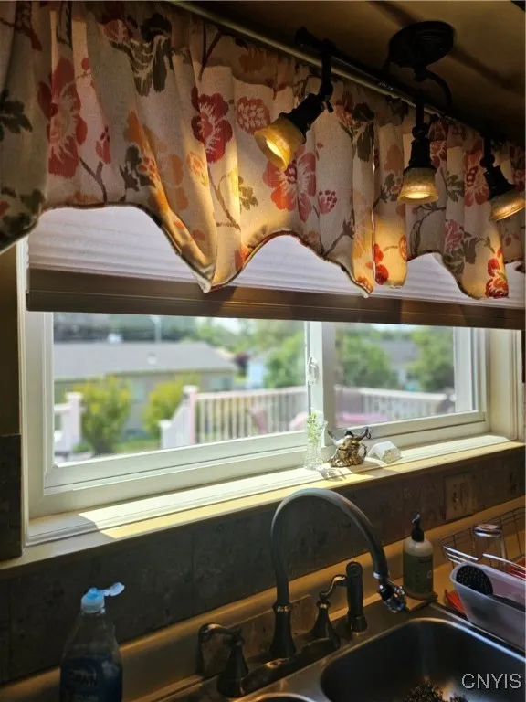 1420 Buckley Road, Utica, New York 13501, Utica, New York 13501, 3 Bedrooms Bedrooms, 8 Rooms Rooms,2 BathroomsBathrooms,Residential,For Sale,1420 Buckley Road, Utica, New York 13501,S1618242