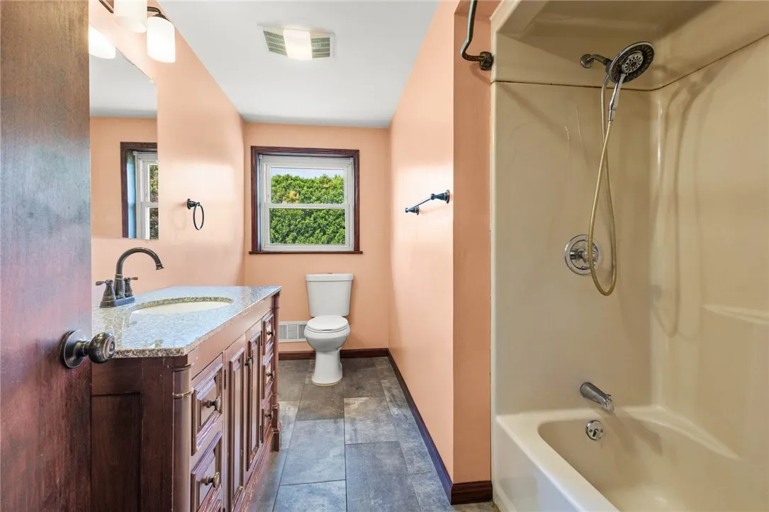 8 Washington Avenue, Leroy, New York 14482, Leroy, New York 14482, 3 Bedrooms Bedrooms, 7 Rooms Rooms,1 BathroomBathrooms,Residential,For Sale,8 Washington Avenue, Leroy, New York 14482,R1621701