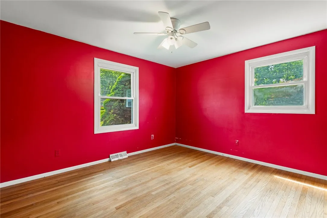 8 Washington Avenue, Leroy, New York 14482, Leroy, New York 14482, 3 Bedrooms Bedrooms, 7 Rooms Rooms,1 BathroomBathrooms,Residential,For Sale,8 Washington Avenue, Leroy, New York 14482,R1621701