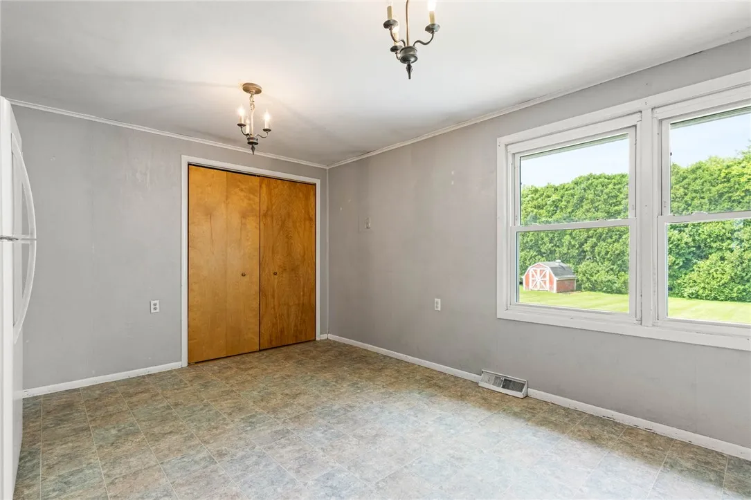 8 Washington Avenue, Leroy, New York 14482, Leroy, New York 14482, 3 Bedrooms Bedrooms, 7 Rooms Rooms,1 BathroomBathrooms,Residential,For Sale,8 Washington Avenue, Leroy, New York 14482,R1621701