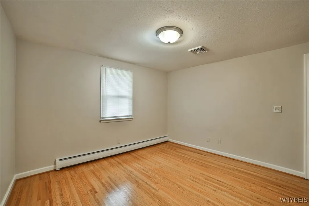 46 Macarthur Drive, Amherst, New York 14221, Amherst, New York 14221, 3 Bedrooms Bedrooms, 12 Rooms Rooms,1 BathroomBathrooms,Residential,For Sale,46 Macarthur Drive, Amherst, New York 14221,B1620550