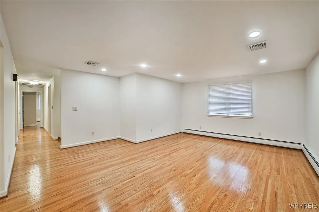 46 Macarthur Drive, Amherst, New York 14221, Amherst, New York 14221, 3 Bedrooms Bedrooms, 12 Rooms Rooms,1 BathroomBathrooms,Residential,For Sale,46 Macarthur Drive, Amherst, New York 14221,B1620550
