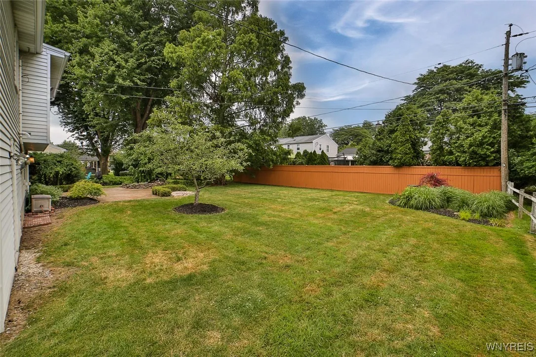 46 Macarthur Drive, Amherst, New York 14221, Amherst, New York 14221, 3 Bedrooms Bedrooms, 12 Rooms Rooms,1 BathroomBathrooms,Residential,For Sale,46 Macarthur Drive, Amherst, New York 14221,B1620550