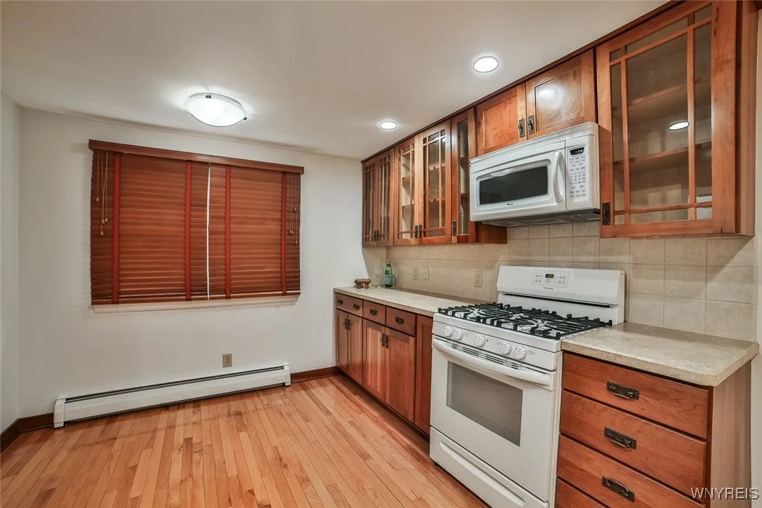 46 Macarthur Drive, Amherst, New York 14221, Amherst, New York 14221, 3 Bedrooms Bedrooms, 12 Rooms Rooms,1 BathroomBathrooms,Residential,For Sale,46 Macarthur Drive, Amherst, New York 14221,B1620550