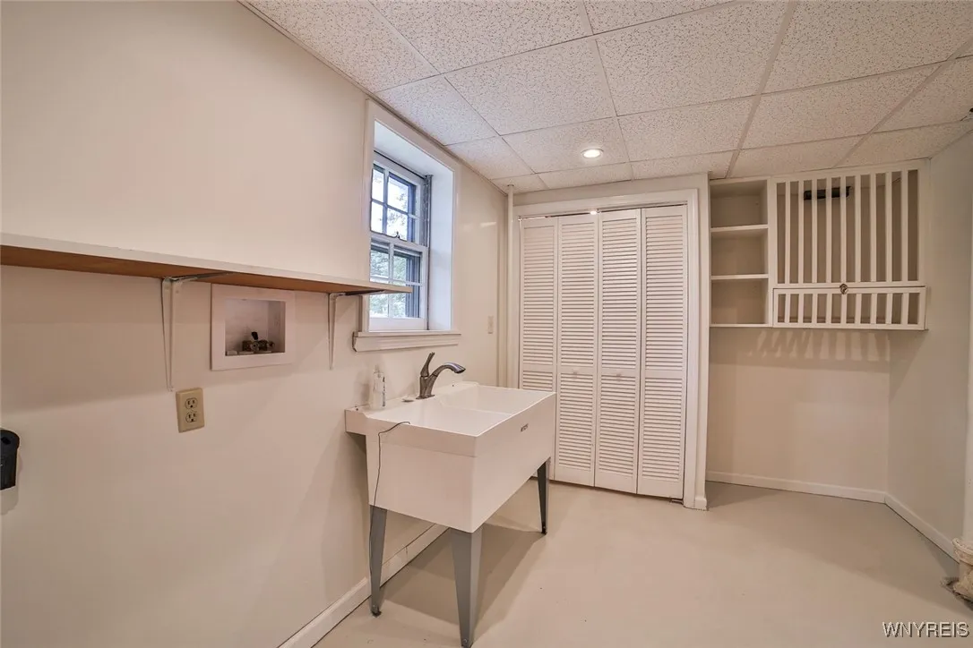 46 Macarthur Drive, Amherst, New York 14221, Amherst, New York 14221, 3 Bedrooms Bedrooms, 12 Rooms Rooms,1 BathroomBathrooms,Residential,For Sale,46 Macarthur Drive, Amherst, New York 14221,B1620550