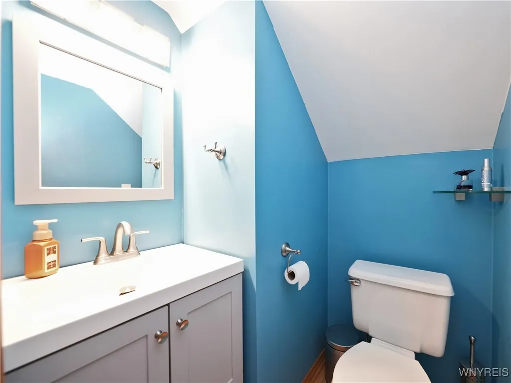 120 Cloverside Court, West Seneca, New York 14224, West Seneca, New York 14224, 3 Bedrooms Bedrooms, 5 Rooms Rooms,1 BathroomBathrooms,Residential,For Sale,120 Cloverside Court, West Seneca, New York 14224,B1621288