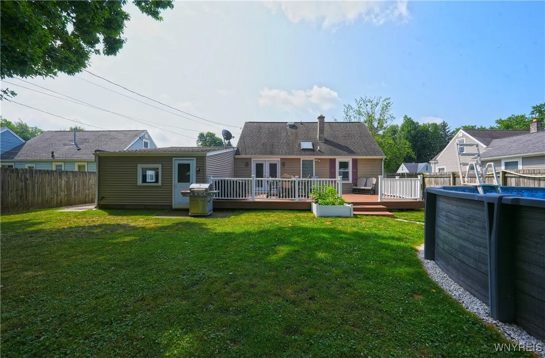 120 Cloverside Court, West Seneca, New York 14224, West Seneca, New York 14224, 3 Bedrooms Bedrooms, 5 Rooms Rooms,1 BathroomBathrooms,Residential,For Sale,120 Cloverside Court, West Seneca, New York 14224,B1621288