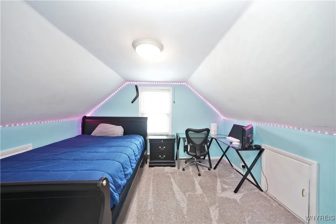 120 Cloverside Court, West Seneca, New York 14224, West Seneca, New York 14224, 3 Bedrooms Bedrooms, 5 Rooms Rooms,1 BathroomBathrooms,Residential,For Sale,120 Cloverside Court, West Seneca, New York 14224,B1621288