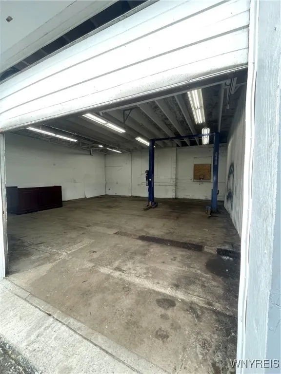 311 Kenmore Avenue, Tonawanda, New York 14223, Tonawanda, New York 14223, ,Commercial Lease,For Rent,311 Kenmore Avenue, Tonawanda, New York 14223,B1621657