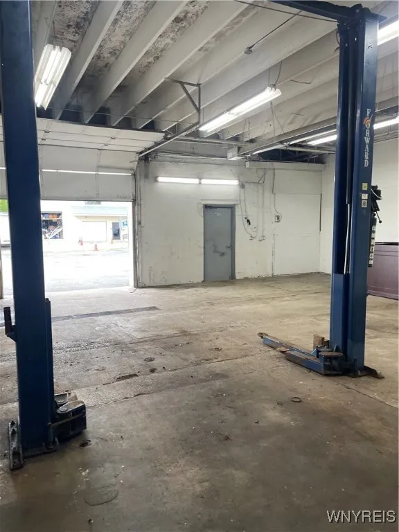 311 Kenmore Avenue, Tonawanda, New York 14223, Tonawanda, New York 14223, ,Commercial Lease,For Rent,311 Kenmore Avenue, Tonawanda, New York 14223,B1621657