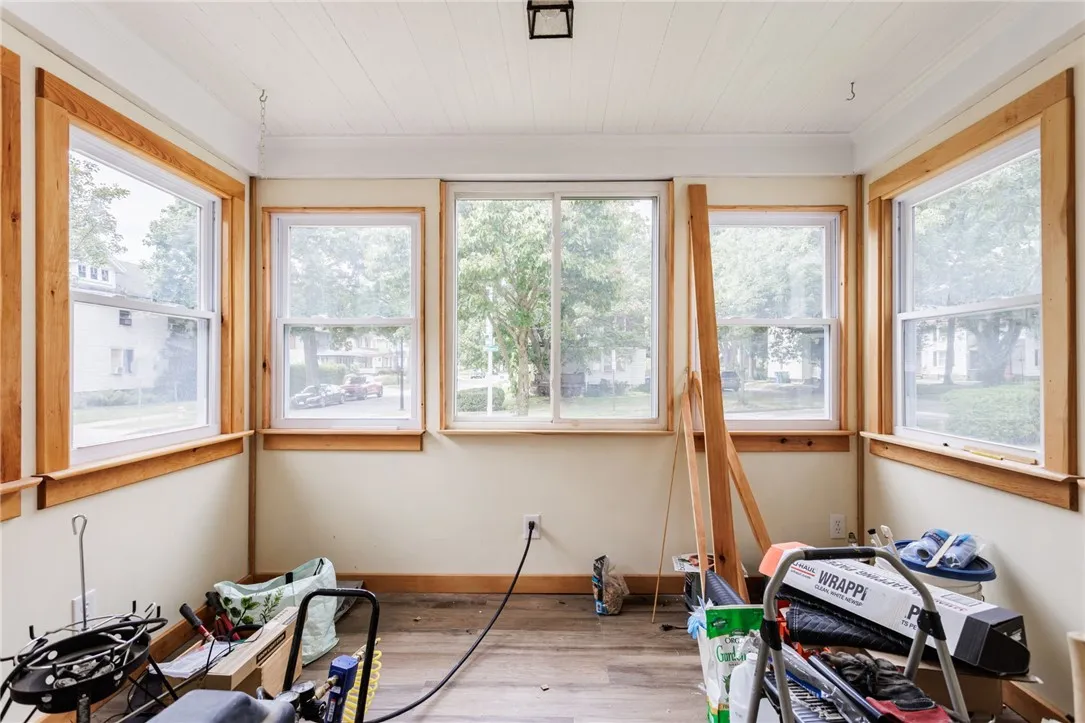 802 Merchants Road, Rochester, New York 14609, Rochester, New York 14609, 3 Bedrooms Bedrooms, 6 Rooms Rooms,1 BathroomBathrooms,Residential,For Sale,802 Merchants Road, Rochester, New York 14609,R1620243