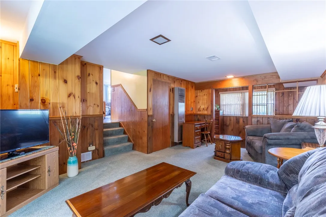 146 Summit Hill Drive, Greece, New York 14612, Greece, New York 14612, 3 Bedrooms Bedrooms, 7 Rooms Rooms,1 BathroomBathrooms,Residential,For Sale,146 Summit Hill Drive, Greece, New York 14612,R1621613