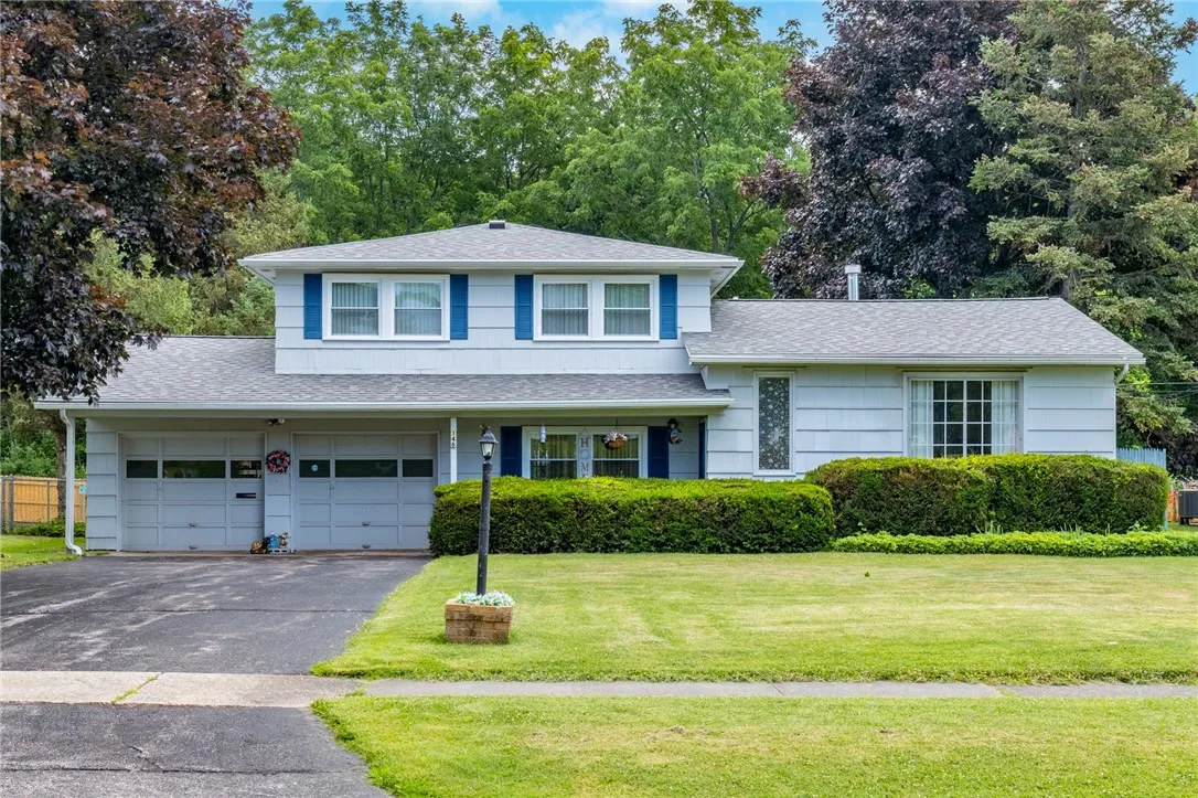 146 Summit Hill Drive, Greece, New York 14612, Greece, New York 14612, 3 Bedrooms Bedrooms, 7 Rooms Rooms,1 BathroomBathrooms,Residential,For Sale,146 Summit Hill Drive, Greece, New York 14612,R1621613
