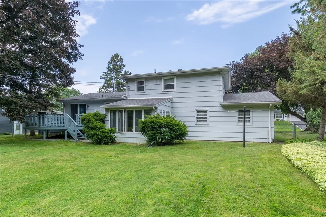 146 Summit Hill Drive, Greece, New York 14612, Greece, New York 14612, 3 Bedrooms Bedrooms, 7 Rooms Rooms,1 BathroomBathrooms,Residential,For Sale,146 Summit Hill Drive, Greece, New York 14612,R1621613