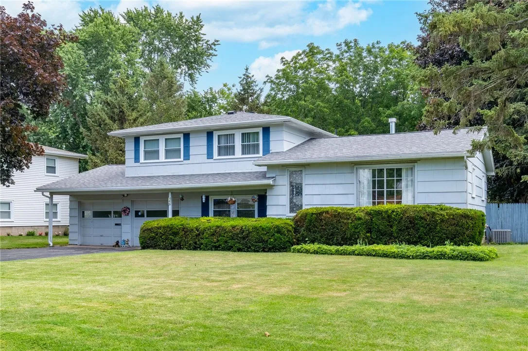 146 Summit Hill Drive, Greece, New York 14612, Greece, New York 14612, 3 Bedrooms Bedrooms, 7 Rooms Rooms,1 BathroomBathrooms,Residential,For Sale,146 Summit Hill Drive, Greece, New York 14612,R1621613