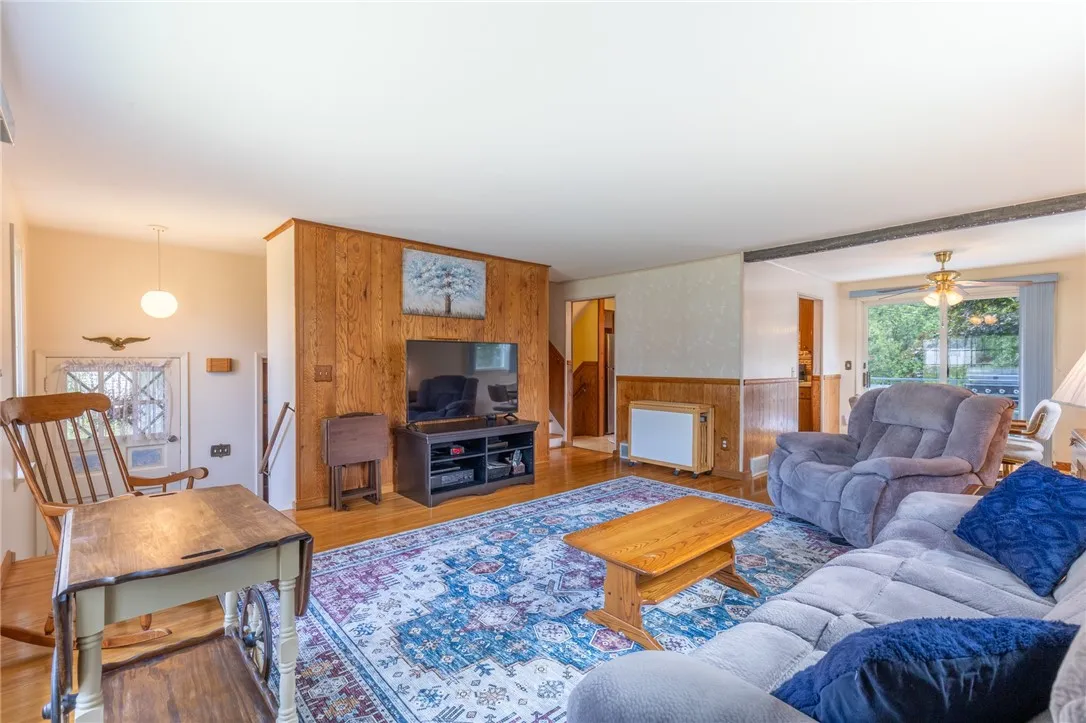 146 Summit Hill Drive, Greece, New York 14612, Greece, New York 14612, 3 Bedrooms Bedrooms, 7 Rooms Rooms,1 BathroomBathrooms,Residential,For Sale,146 Summit Hill Drive, Greece, New York 14612,R1621613