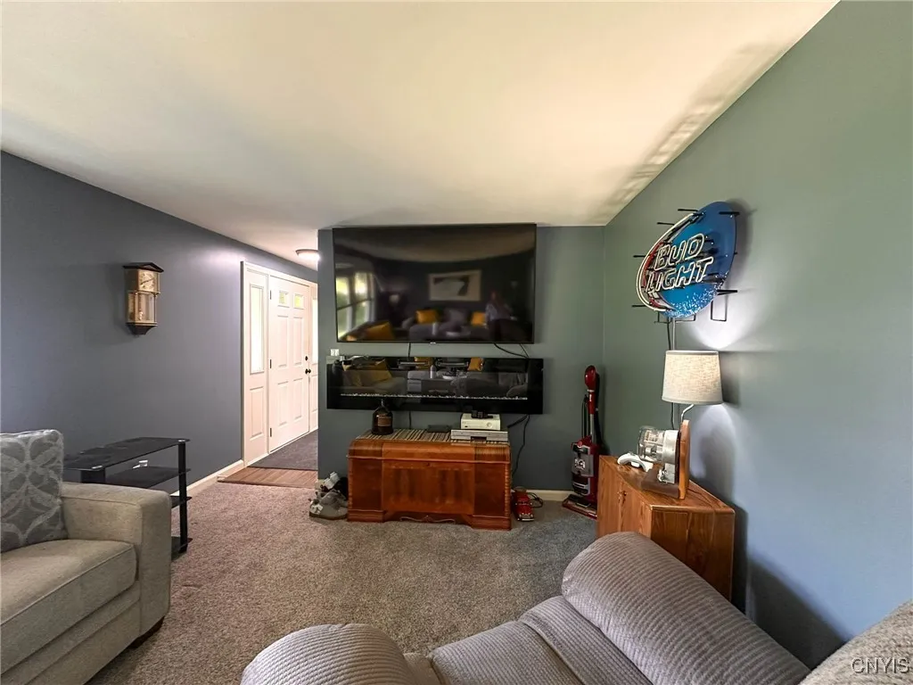 106 Kay Drive, Lenox, New York 13163, Lenox, New York 13163, 4 Bedrooms Bedrooms, 8 Rooms Rooms,2 BathroomsBathrooms,Residential,For Sale,106 Kay Drive, Lenox, New York 13163,S1621735