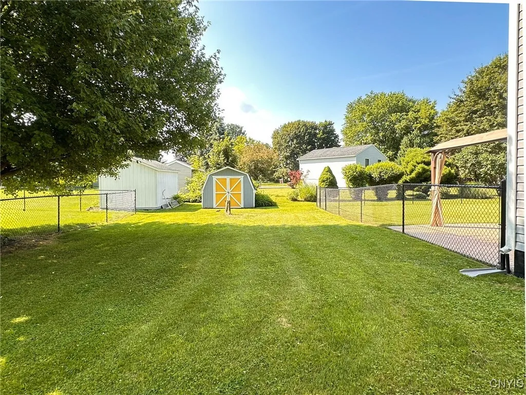106 Kay Drive, Lenox, New York 13163, Lenox, New York 13163, 4 Bedrooms Bedrooms, 8 Rooms Rooms,2 BathroomsBathrooms,Residential,For Sale,106 Kay Drive, Lenox, New York 13163,S1621735