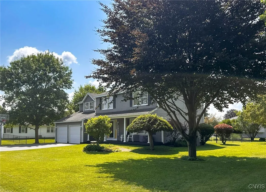 106 Kay Drive, Lenox, New York 13163, Lenox, New York 13163, 4 Bedrooms Bedrooms, 8 Rooms Rooms,2 BathroomsBathrooms,Residential,For Sale,106 Kay Drive, Lenox, New York 13163,S1621735