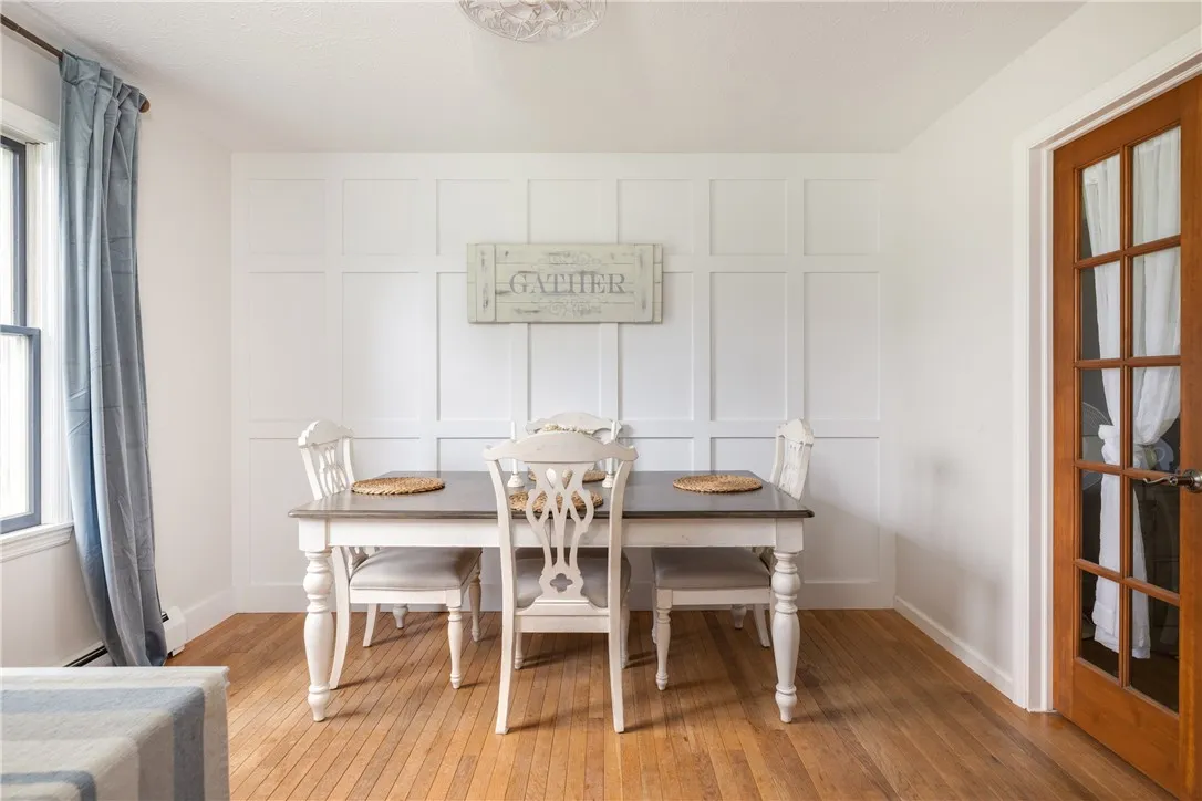 29 Valley View Drive, Big Flats, New York 14903, Big Flats, New York 14903, 4 Bedrooms Bedrooms, 13 Rooms Rooms,3 BathroomsBathrooms,Residential,For Sale,29 Valley View Drive, Big Flats, New York 14903,R1621427