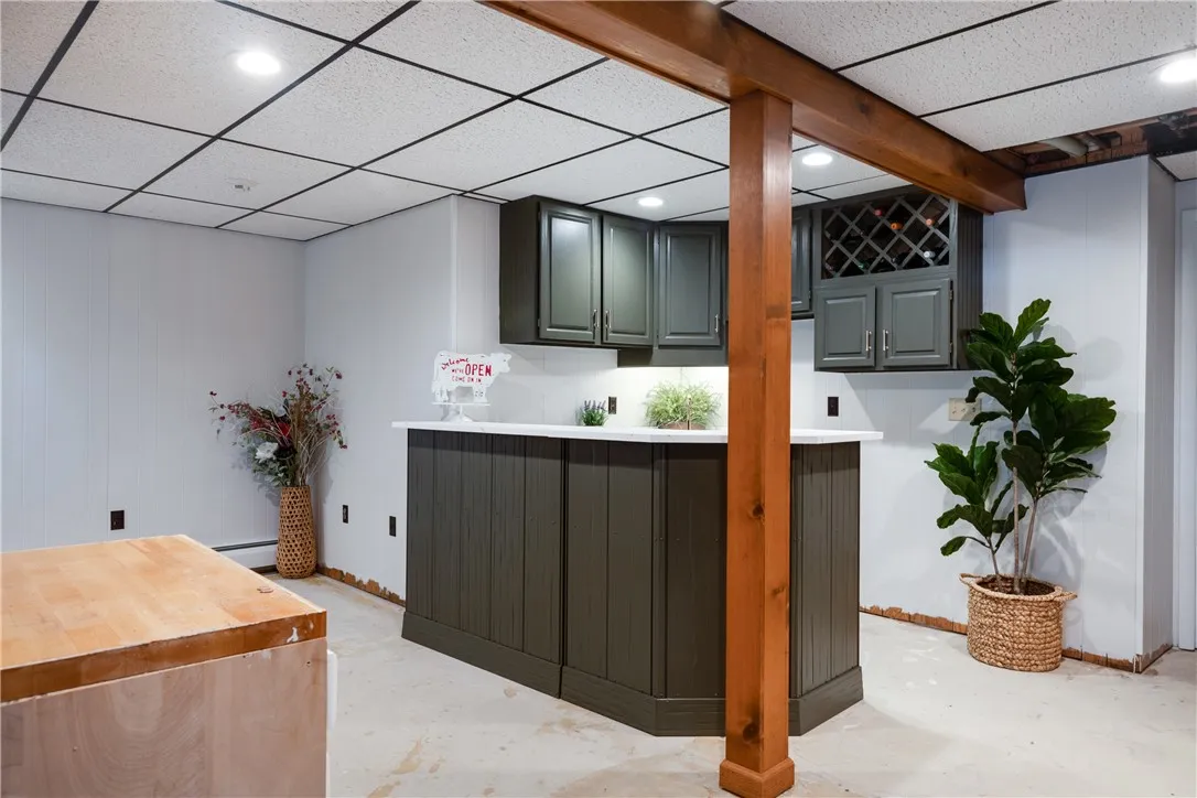29 Valley View Drive, Big Flats, New York 14903, Big Flats, New York 14903, 4 Bedrooms Bedrooms, 13 Rooms Rooms,3 BathroomsBathrooms,Residential,For Sale,29 Valley View Drive, Big Flats, New York 14903,R1621427