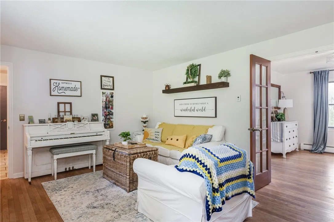 29 Valley View Drive, Big Flats, New York 14903, Big Flats, New York 14903, 4 Bedrooms Bedrooms, 13 Rooms Rooms,3 BathroomsBathrooms,Residential,For Sale,29 Valley View Drive, Big Flats, New York 14903,R1621427
