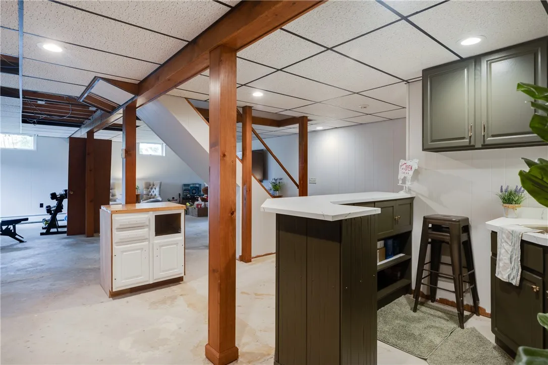29 Valley View Drive, Big Flats, New York 14903, Big Flats, New York 14903, 4 Bedrooms Bedrooms, 13 Rooms Rooms,3 BathroomsBathrooms,Residential,For Sale,29 Valley View Drive, Big Flats, New York 14903,R1621427