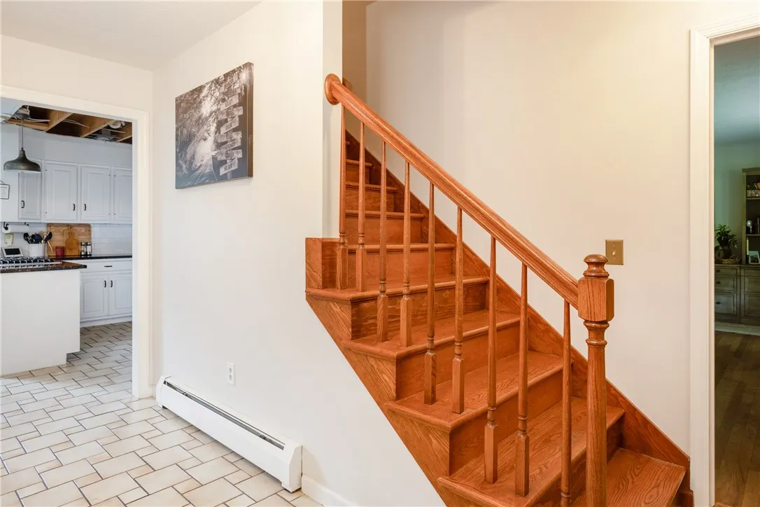 29 Valley View Drive, Big Flats, New York 14903, Big Flats, New York 14903, 4 Bedrooms Bedrooms, 13 Rooms Rooms,3 BathroomsBathrooms,Residential,For Sale,29 Valley View Drive, Big Flats, New York 14903,R1621427