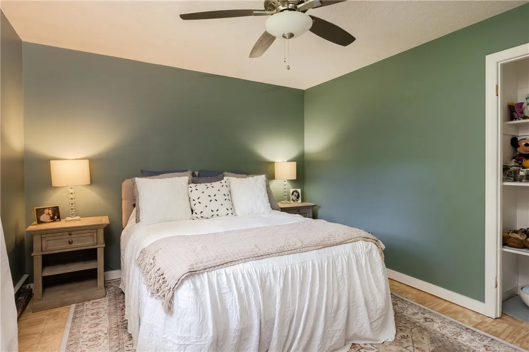 29 Valley View Drive, Big Flats, New York 14903, Big Flats, New York 14903, 4 Bedrooms Bedrooms, 13 Rooms Rooms,3 BathroomsBathrooms,Residential,For Sale,29 Valley View Drive, Big Flats, New York 14903,R1621427