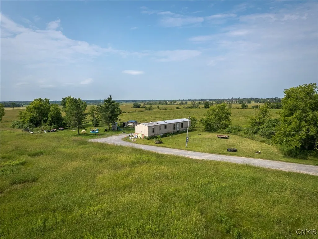 26367 Old State Road, Alexandria, New York 13679, Alexandria, New York 13679, 3 Bedrooms Bedrooms, 5 Rooms Rooms,1 BathroomBathrooms,Residential,For Sale,26367 Old State Road, Alexandria, New York 13679,S1621517