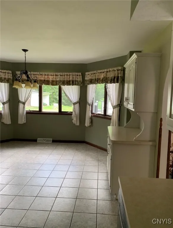 135 Button Lane, Frankfort, New York 13340, Frankfort, New York 13340, 3 Bedrooms Bedrooms, 10 Rooms Rooms,3 BathroomsBathrooms,Residential Lease,For Rent,135 Button Lane, Frankfort, New York 13340,S1621114