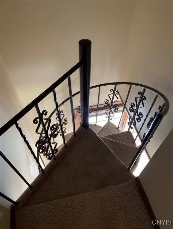 135 Button Lane, Frankfort, New York 13340, Frankfort, New York 13340, 3 Bedrooms Bedrooms, 10 Rooms Rooms,3 BathroomsBathrooms,Residential Lease,For Rent,135 Button Lane, Frankfort, New York 13340,S1621114