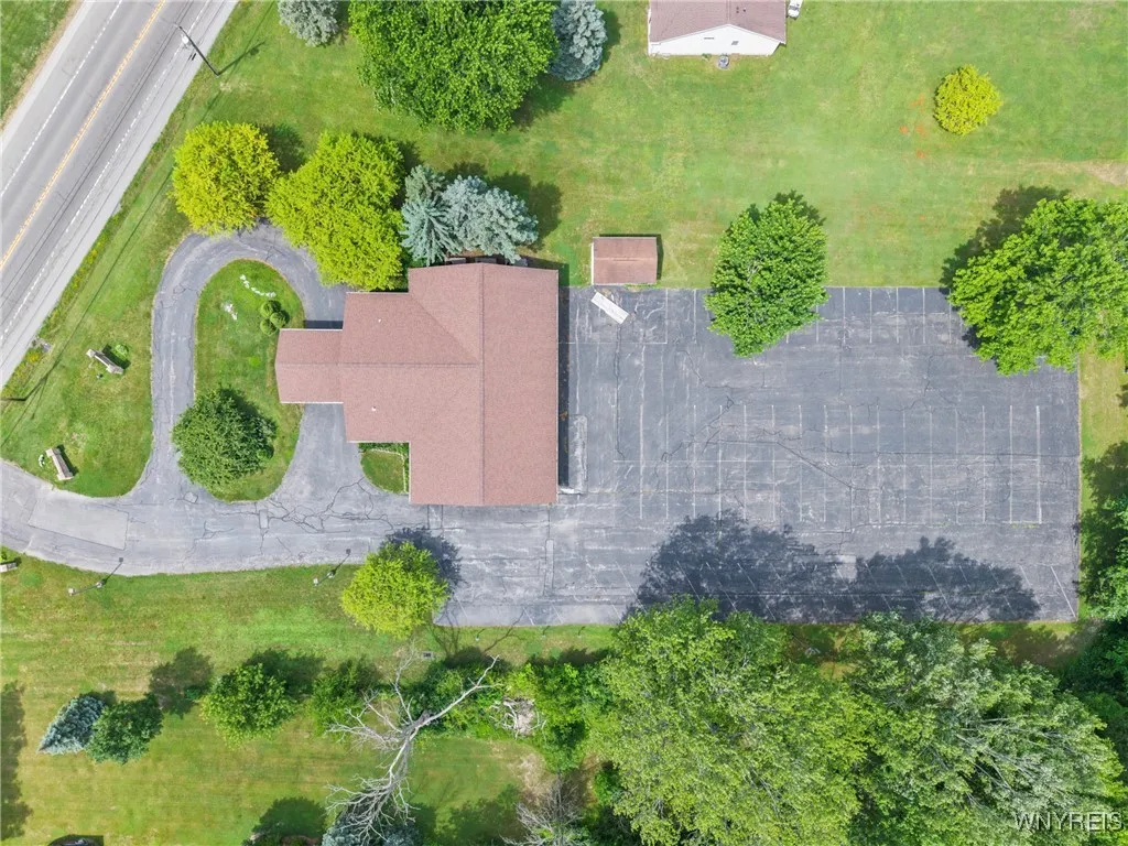 2099 River Road, Wheatfield, New York 14304, Wheatfield, New York 14304, ,Commercial Sale,For Sale,2099 River Road, Wheatfield, New York 14304,B1621664