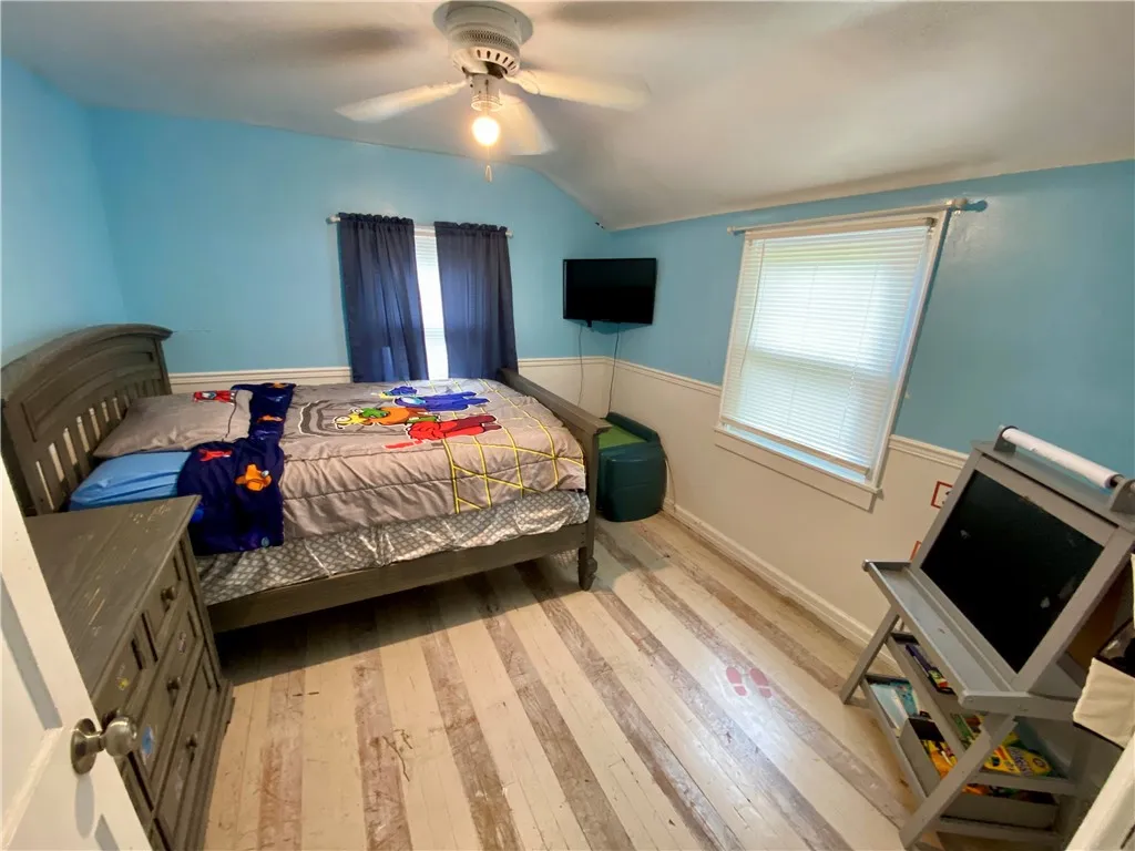 114 Arrowhead Drive, Gates, New York 14624, Gates, New York 14624, 3 Bedrooms Bedrooms, 6 Rooms Rooms,1 BathroomBathrooms,Residential,For Sale,114 Arrowhead Drive, Gates, New York 14624,R1621698
