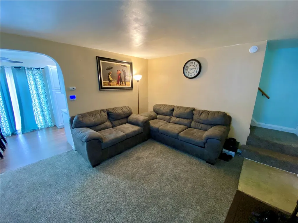 114 Arrowhead Drive, Gates, New York 14624, Gates, New York 14624, 3 Bedrooms Bedrooms, 6 Rooms Rooms,1 BathroomBathrooms,Residential,For Sale,114 Arrowhead Drive, Gates, New York 14624,R1621698