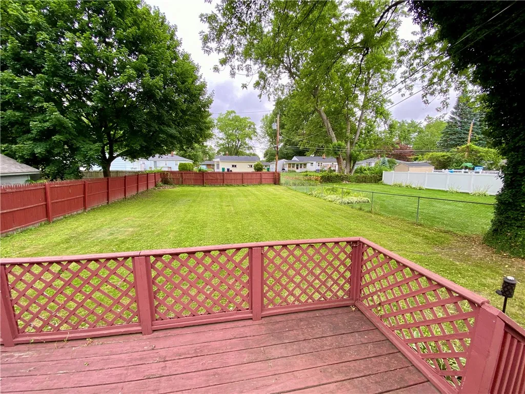 114 Arrowhead Drive, Gates, New York 14624, Gates, New York 14624, 3 Bedrooms Bedrooms, 6 Rooms Rooms,1 BathroomBathrooms,Residential,For Sale,114 Arrowhead Drive, Gates, New York 14624,R1621698