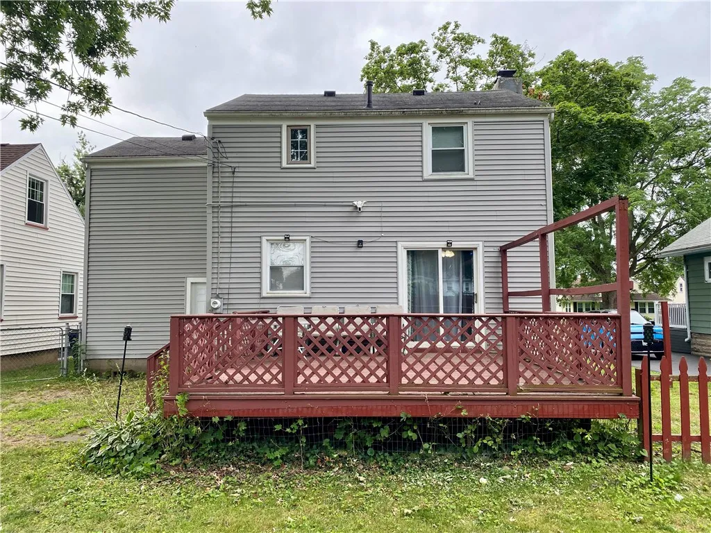 114 Arrowhead Drive, Gates, New York 14624, Gates, New York 14624, 3 Bedrooms Bedrooms, 6 Rooms Rooms,1 BathroomBathrooms,Residential,For Sale,114 Arrowhead Drive, Gates, New York 14624,R1621698